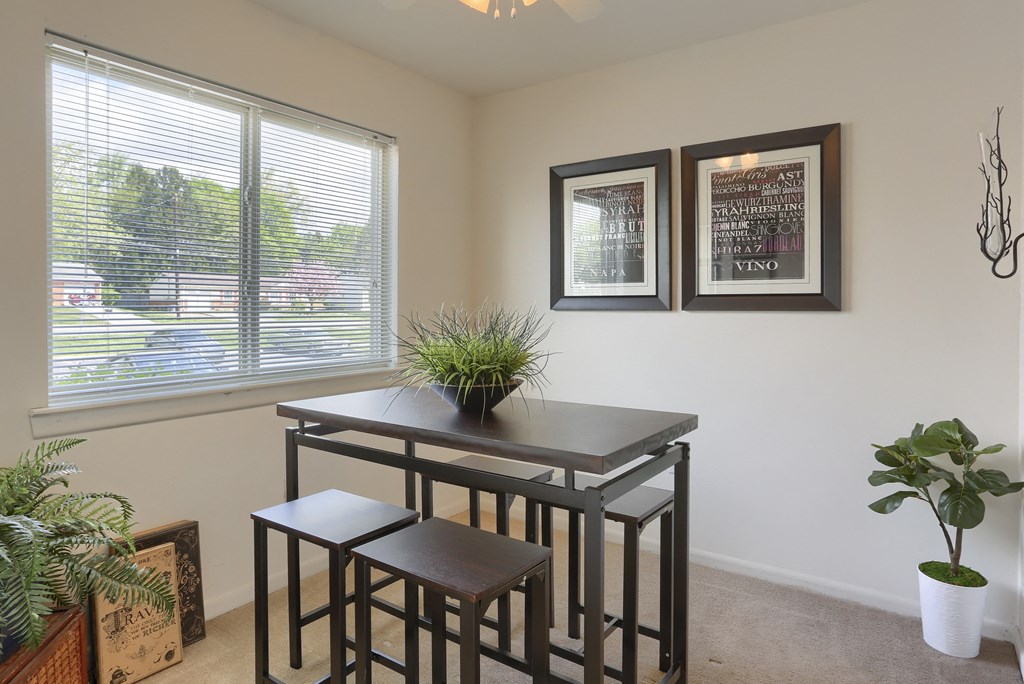 Harrisburg Apartment | Twin Lakes Apartments | the dining room