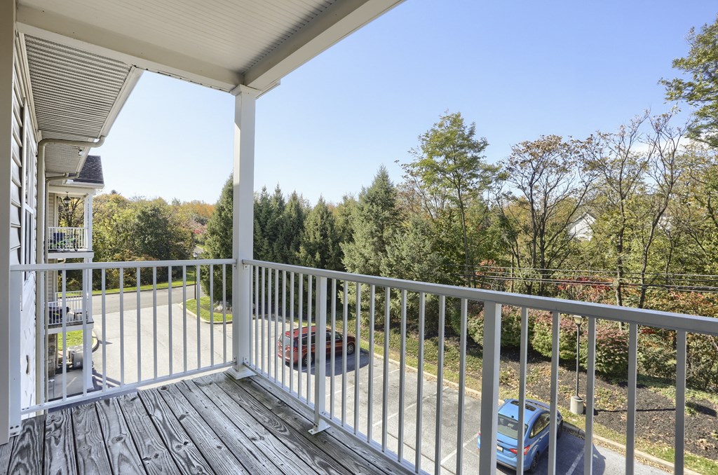 Patio View Graham Hill Apartments in Mechanicsburg