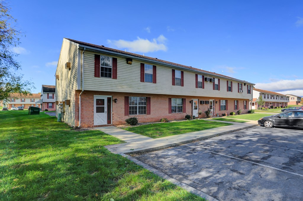 Townhouse Rentals | 2 Bedroom Apartment in Shippensburg  | Bard Townhouses