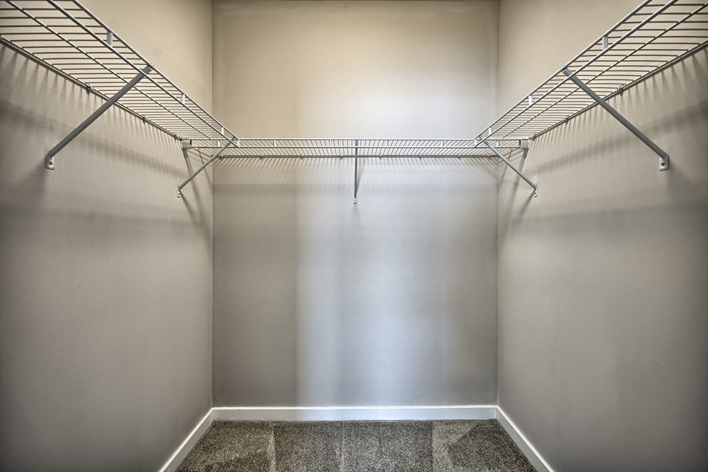 Apartment With Walk In Closets | Camp Hill Apartments | Centerpointe Apartments