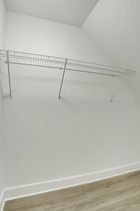 Twin Lakes Apartments