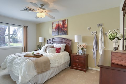 Twin Lakes Apartments