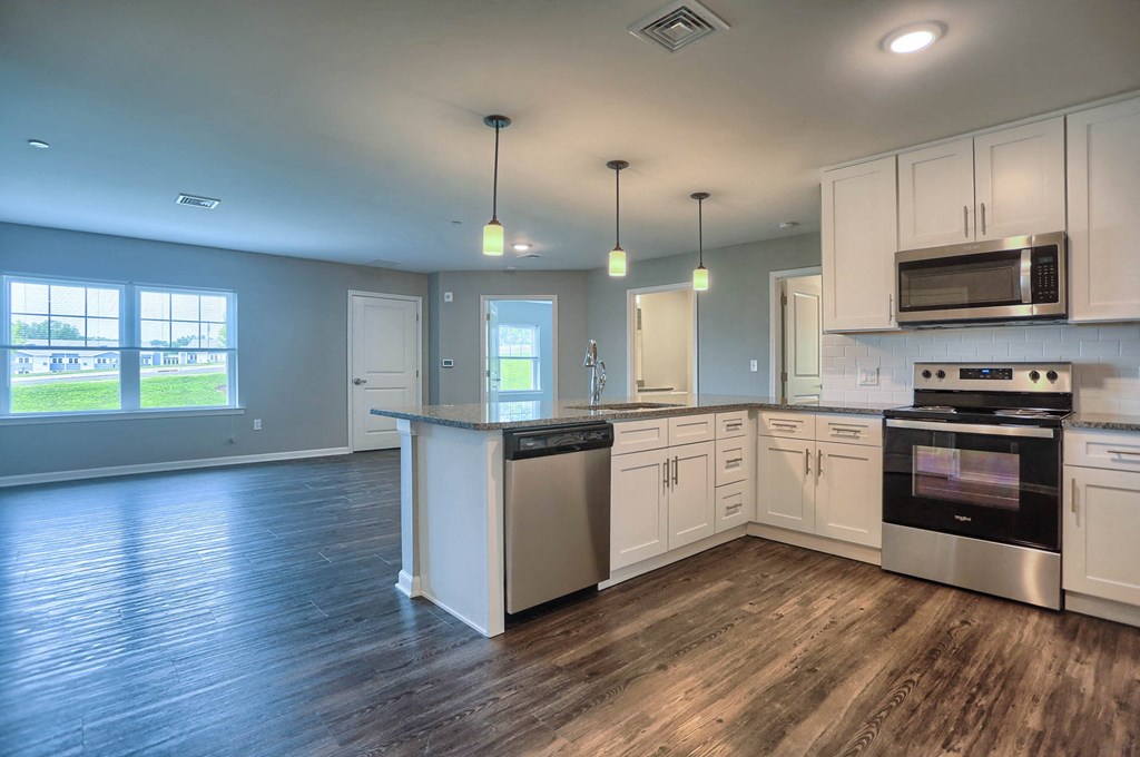 Renting Apartments| Apartments in Mechanicsburg PA | Oakwood Hills Apartments