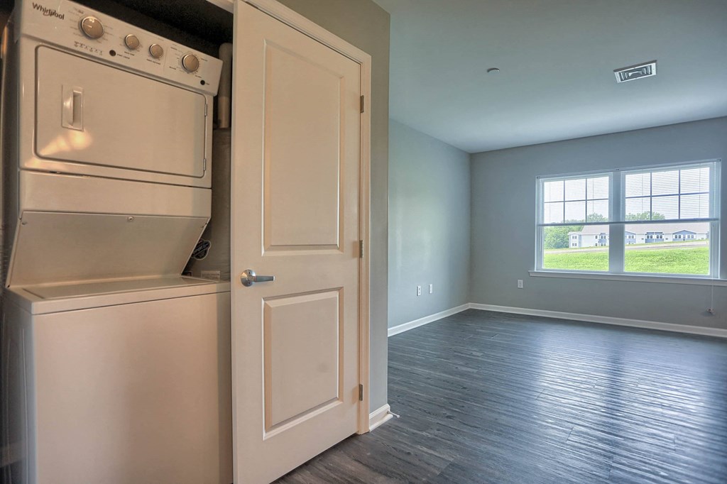Apartments with a washer and dryer| Apartments in Mechanicsburg PA | Oakwood Hills Apartments