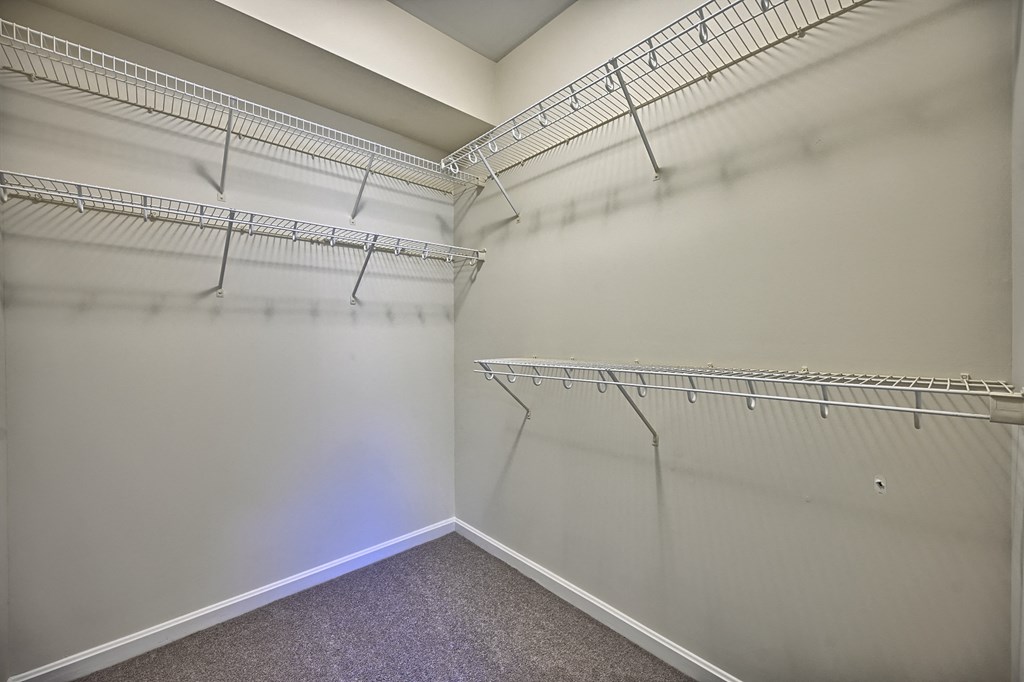 Large Apartment Closet | Mechanicsburg Apartments | Graham Hill Apartments in Mechanicsburg