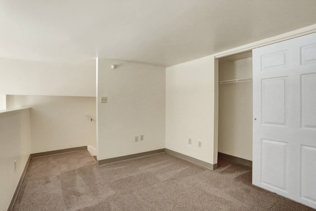 Loft Rentals | Apartment in Williamsport | The Weightman