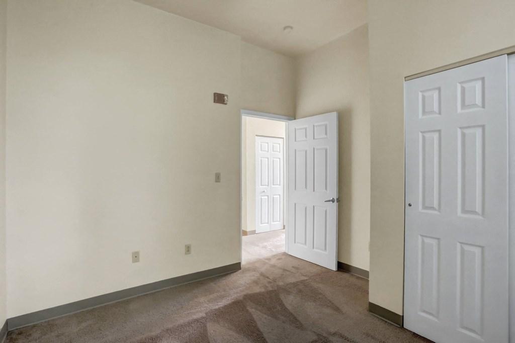 Loft Apartment | Apartment in Williamsport | The Weightman