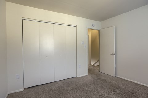 Mechanicsburg Apartments Bedroom Bedroom Apt | Charleston Estates | Apartments in Mechanicsburg