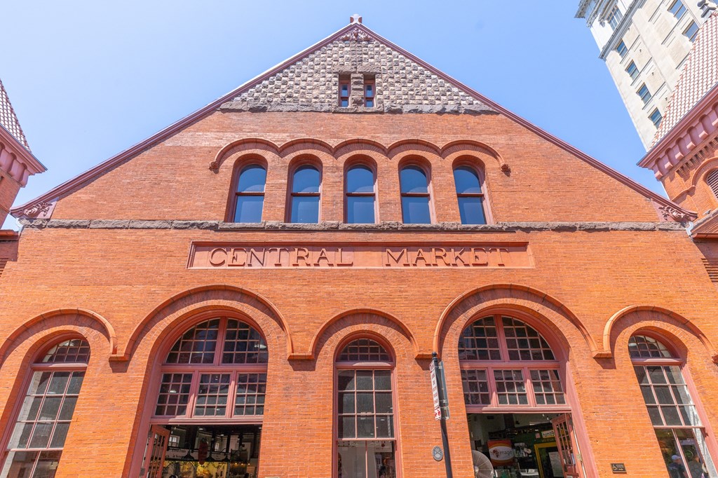 the front of the central market building in the city