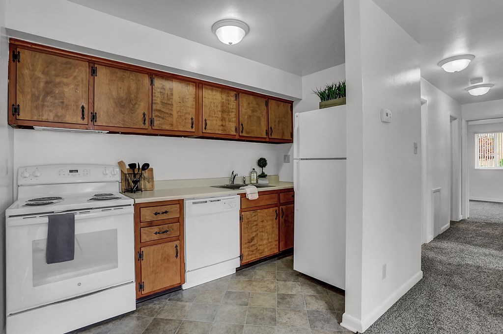  Apartment Kitchen | The Flats of Chambersburg apartment in Chambersburg PA