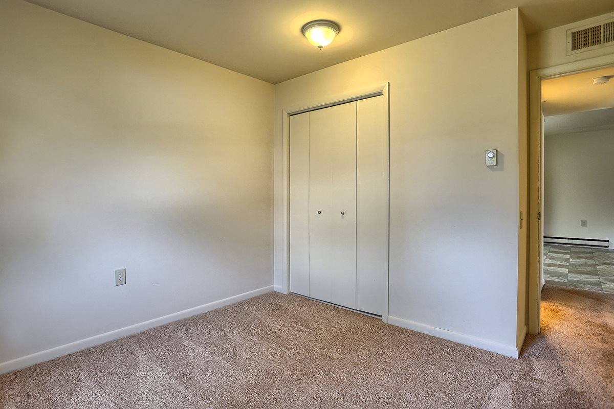 Laura Acres Apartments