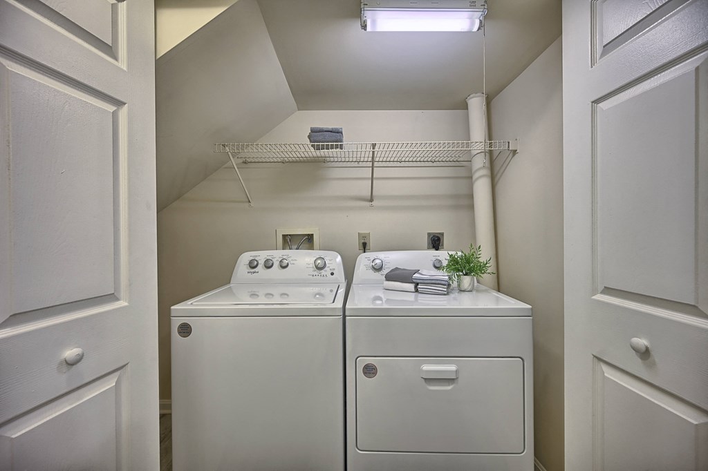 Two Bedroom Harrisburg Apartments | Harrisburg Townhouse Rental | Timber Ridge 