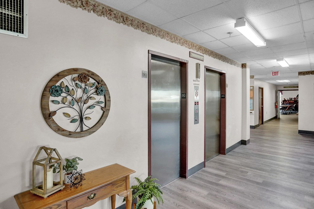 Apartments With Elevators | Sunbury Apartments | River Front Apartments