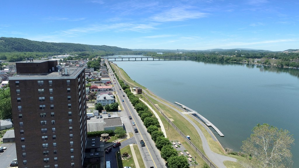 Apartment Community | Sunbury Apartments | River Front Apartments