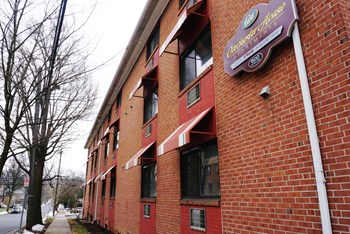 600 West College Avenue Studio Apartment, Student for Rent - Photo Gallery 10