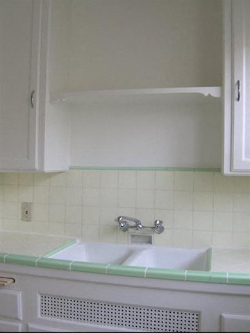 Crenshaw Terrace  kitchen