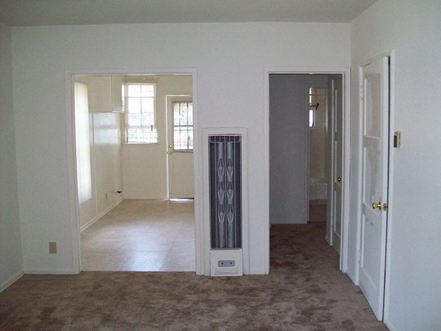 Crenshaw Terrace  room