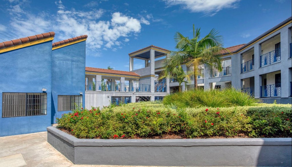 Chadron Apartments, 13622 Chadron Avenue, Hawthorne, CA RentCafe