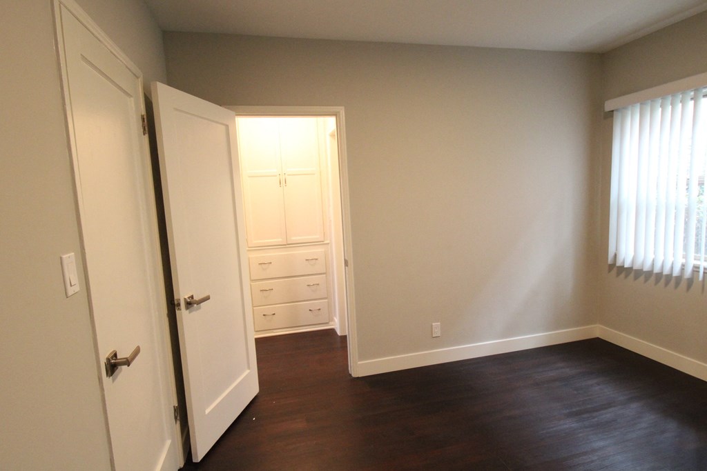 Dual Entry Bedroom