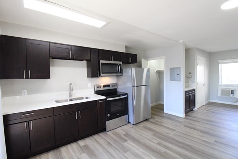 1327 Crenshaw Blvd Studio-3 Beds Apartment for Rent - Photo Gallery 41