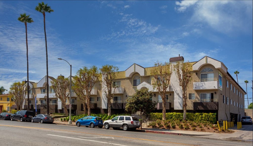 Front of Crenshaw Townhouse