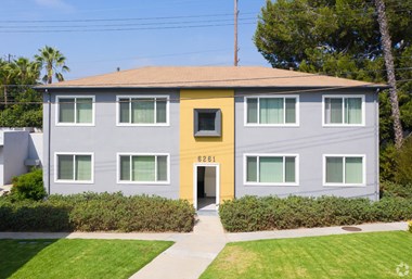 6233 South La Brea 1-2 Beds Apartment for Rent Photo Gallery 1
