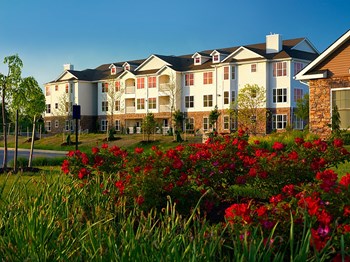 Apartment Exterior Garden Apartment Exterior Garden - Photo Gallery 5