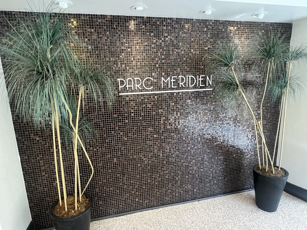 Lobby entrance showing property name at Parc Meridien, California, 90020 
