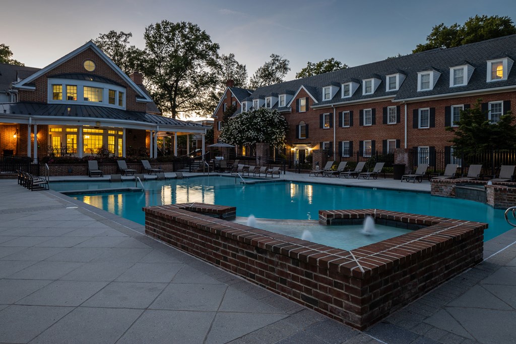Malvern Manor apartment pool Richmond VA Malvern Manor pool at sunset