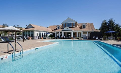Sparkling Pool at The Ledges Apartment Homes, Groton, CT, 06340