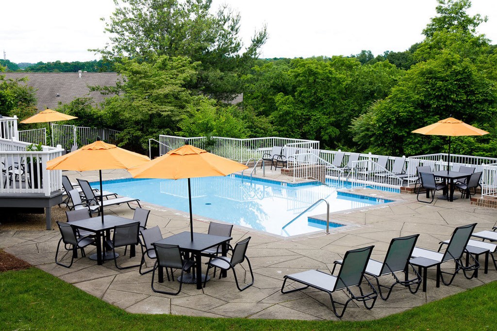 Outdoor Patio at Eagle Ridge Apartments in Monroeville PA