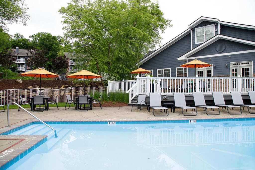 Swimming Pool at Eagle Ridge Apartments in Monroeville PA