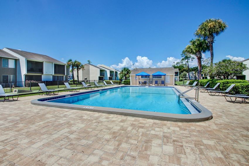 The Fountains At Deerwood Apartments, 7816 Southside Blvd