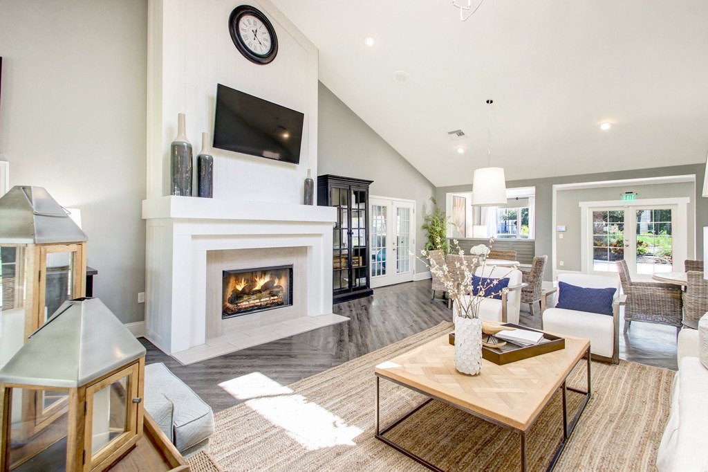 Interior with sofa at The Fountains at Deerwood Apartments, Jacksonville, 32256