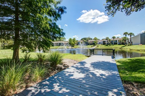 Lake at The Fountains at Deerwood Apartments, Jacksonville, FL, 32256