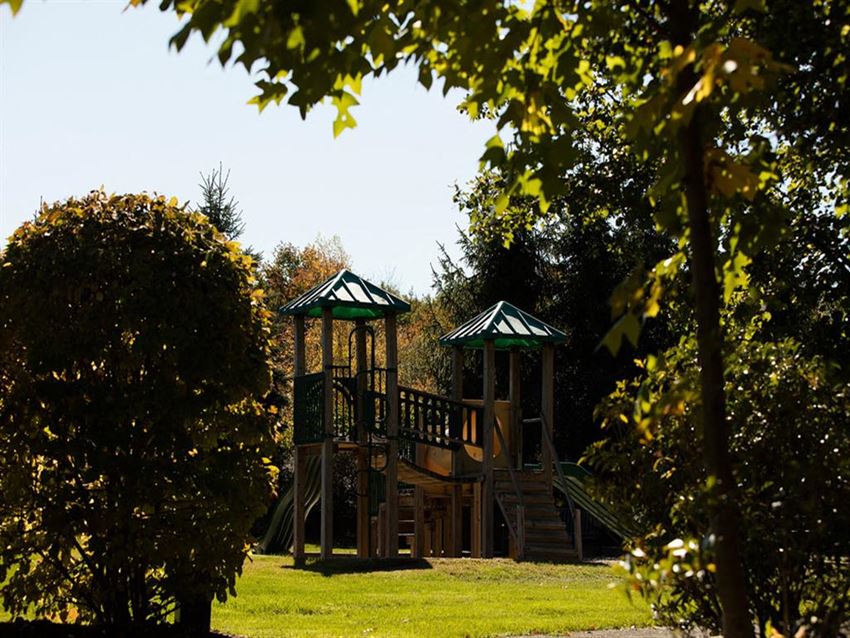 The Ledges Apartment Homes, 11 Ledgewood Road, Groton, CT RentCafe