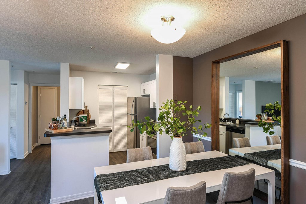 Elegant Dining Area at Champions Walk Apartment Homes, Bradenton, 34210