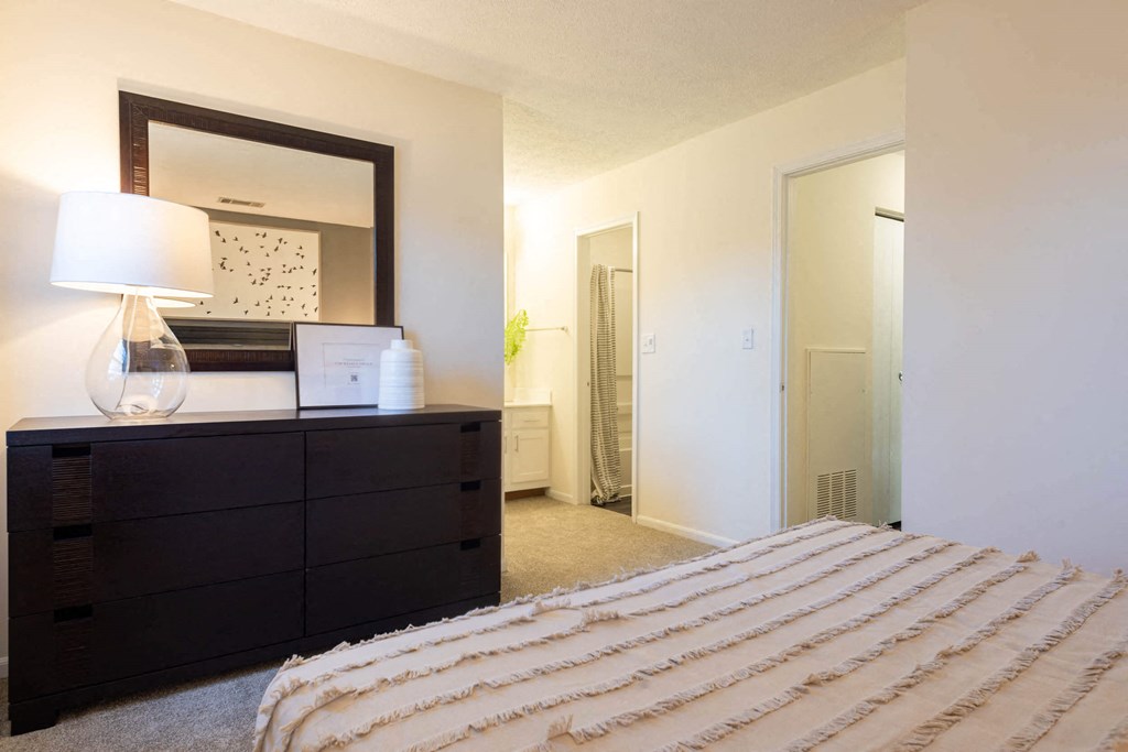 Gorgeous Bedroom at Eagle Ridge Apartments, Pennsylvania, 15146