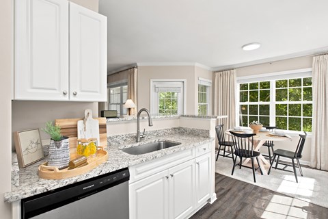 11 Ledgewood Road 3 Beds Apartment for Rent