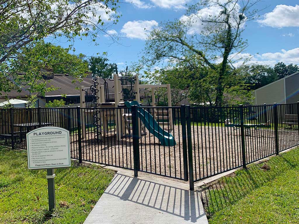 Park at The Fountains at Deerwood Apartments, Jacksonville, Florida