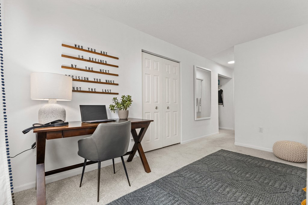 Work Desk at Eagle Ridge Apartments, Monroeville