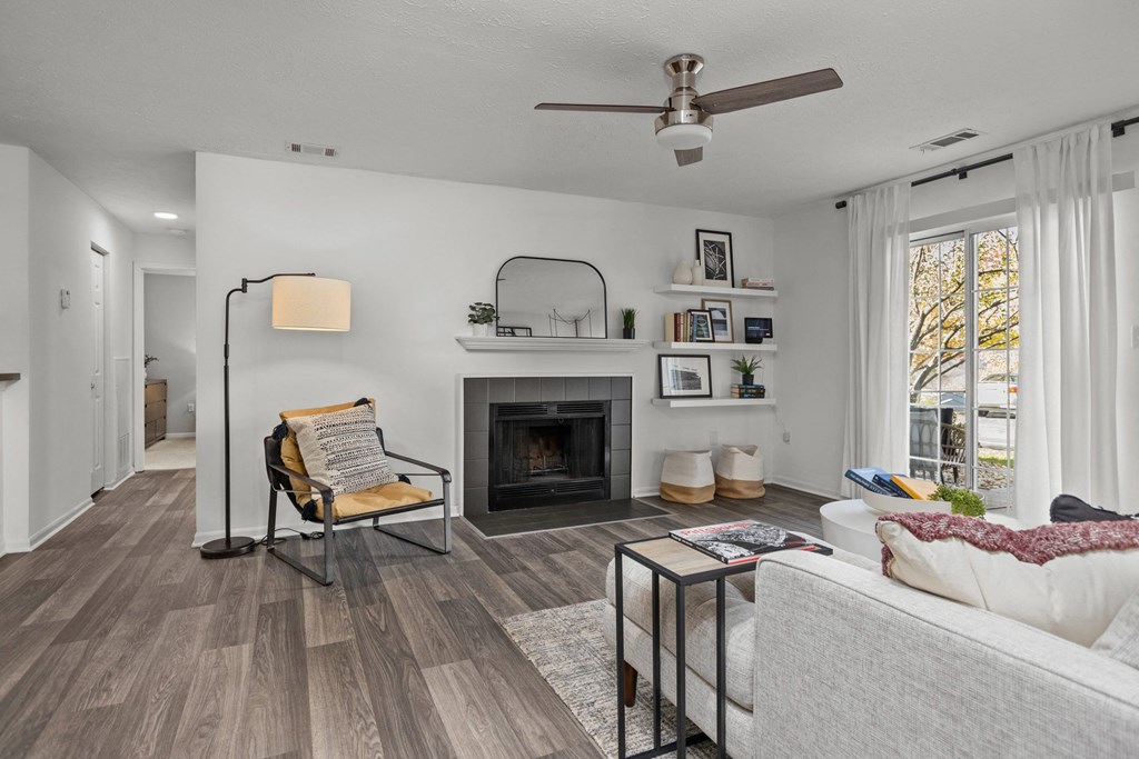 Fireplace Living Area at Eagle Ridge Apartments, Pennsylvania, 15146