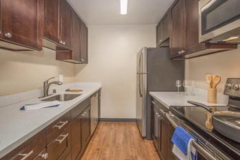 3031 NE 137th St Studio-2 Beds Apartment for Rent - Photo Gallery 5