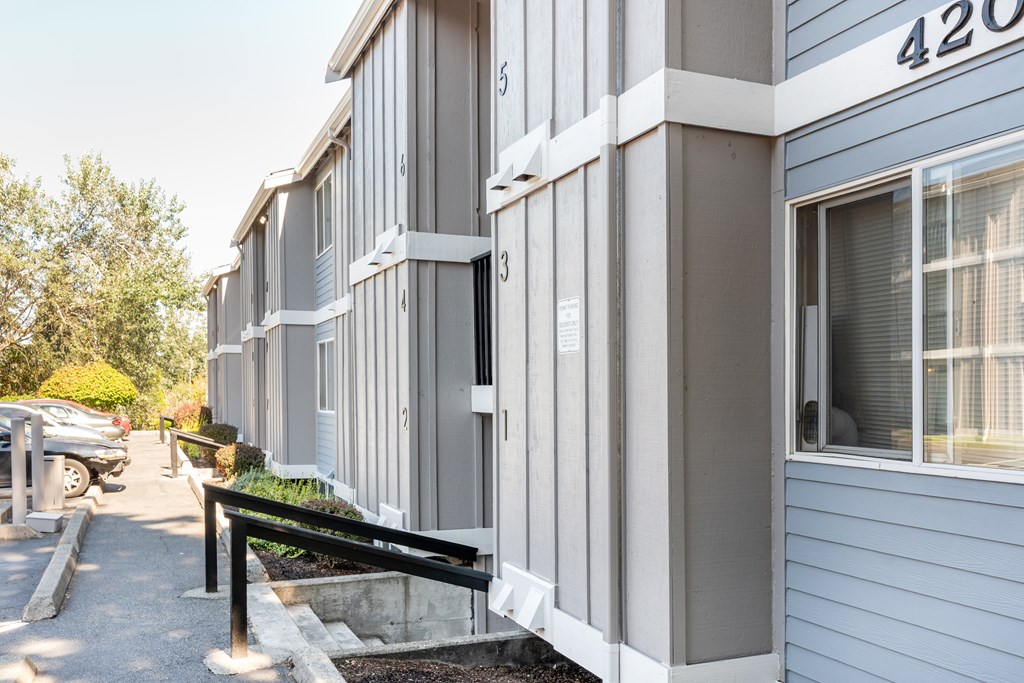 A building with the number 420 on it.