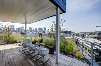 624 Yale Avenue N Studio-2 Beds Apartment for Rent - Photo Gallery 4