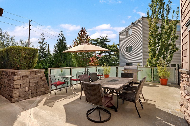 Out door lounge area