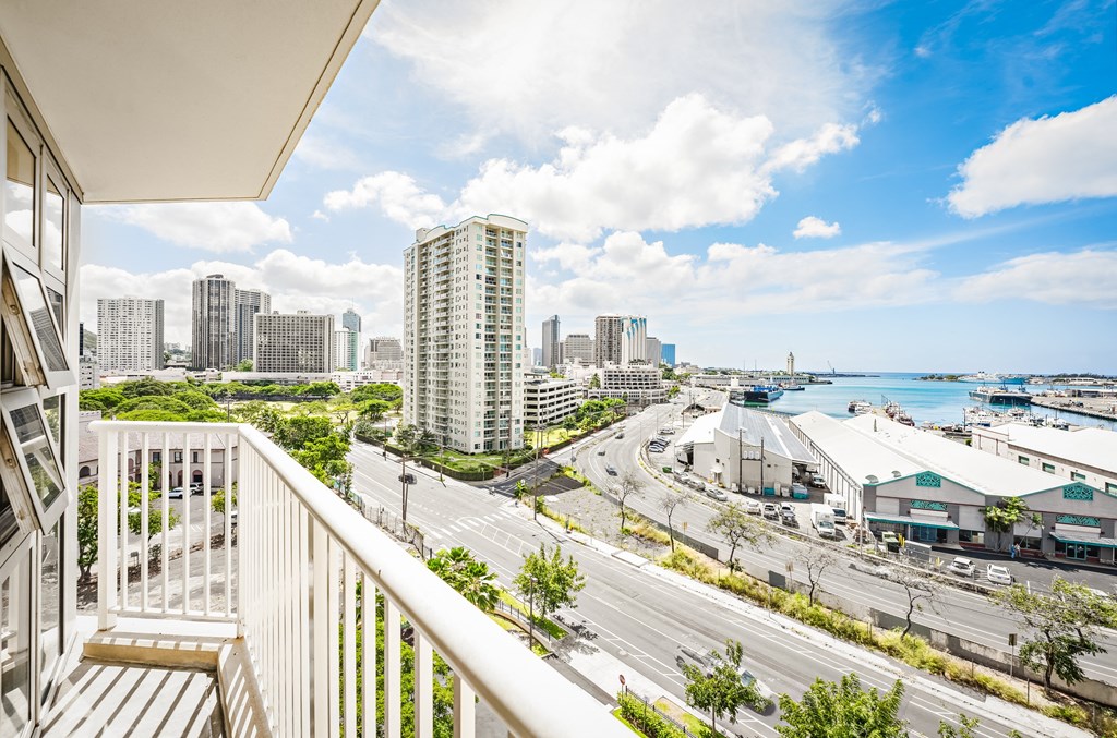 additional photo for property listing at heritage gem in the coolest suburb kalk bay, cape town