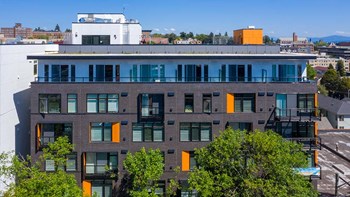 Exterior Building - Photo Gallery 3