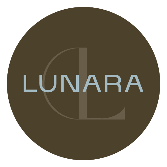 A brown circle with the word LUNARA in white.