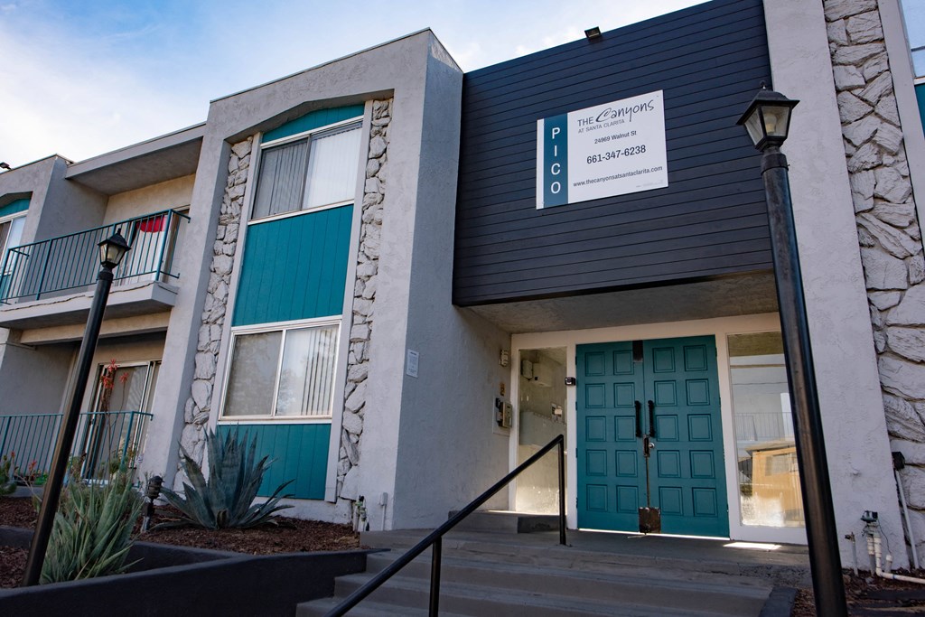 Property Exterior at The Canyons at Santa Clarita, Newhall, CA, 91321